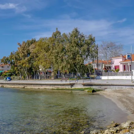 Appartement Cosy House Boat In Platanidia With Swimming Pool